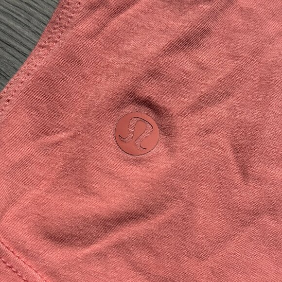 Lululemon Women's Cut Back Crop Tank - Pink/Red - Picture 4 of 6